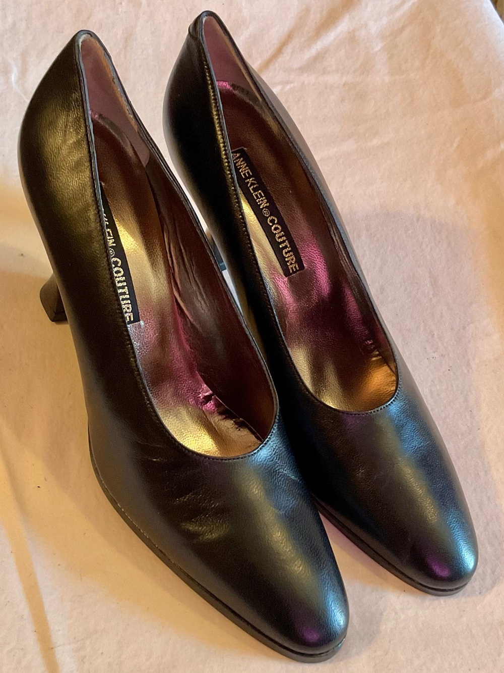 Vintage Anne Klein Couture Black Leather Pumps 7 Narrow
